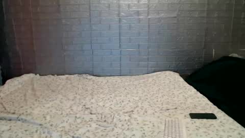 Emmily000 online show from 03/18/26, 08:56