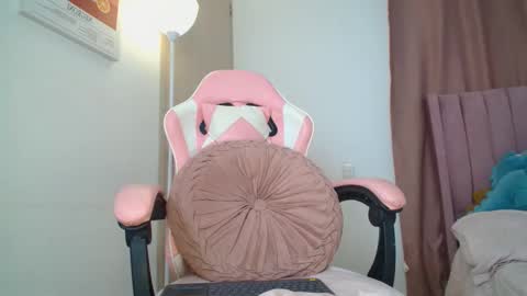 emmily online show from 03/07/26, 07:11