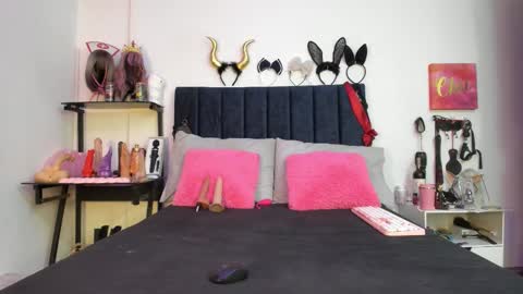          online show from 02/02/26, 12:26