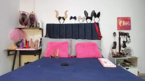          online show from 03/10/26, 12:21