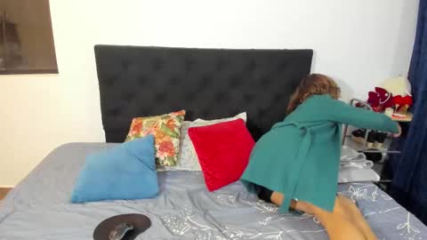 Emmily online show from 02/05/26, 07:02