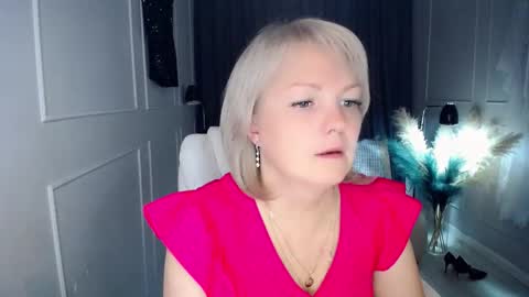 emmmam online show from 09/10/25, 10:26