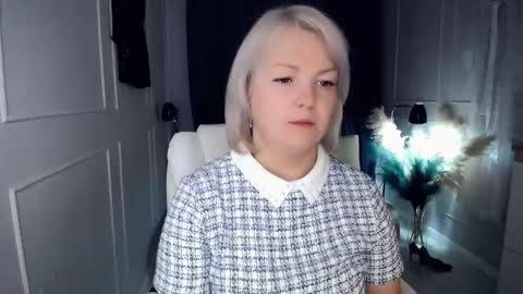 emmmam online show from 11/02/25, 05:43