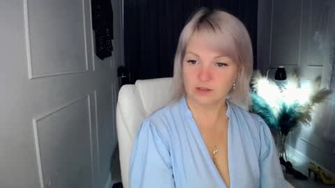 emmmam online show from 04/17/26, 10:18