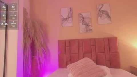 emmy_danielss online show from 07/08/26, 11:04