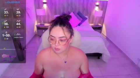 Emmy Walker online show from 10/07/25, 11:07