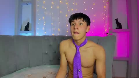 Ammy and Alex online show from 04/11/26, 07:45