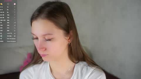 Emmy online show from 02/04/26, 01:11