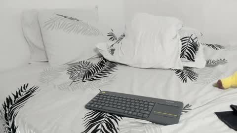 Snapshot of emperatriiiz chatting on 12/05/24, 11:07 Emperatriz online show from 12/05/24, 11:07