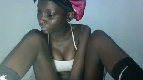 empress_ivy1 online show from 07/02/26, 06:36