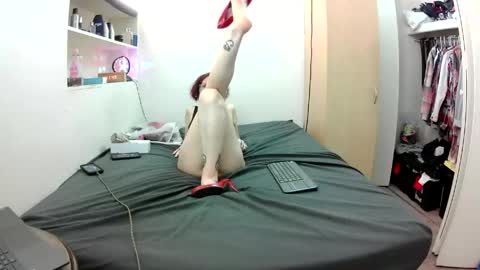 Empress Lillth online show from 04/15/26, 04:47