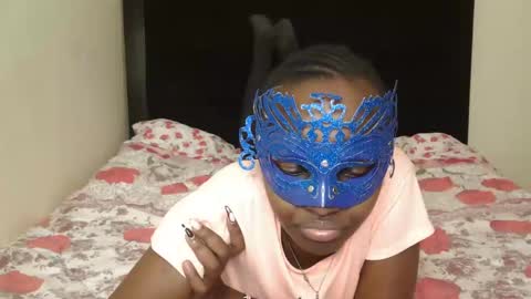 Snapshot of empressvee24 chatting on 11/13/25, 07:02 vee online show from 11/13/25, 07:02