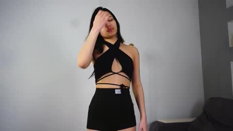 Snapshot of empty_drive chatting on 02/05/26, 06:40 Susie online show from 02/05/26, 06:40