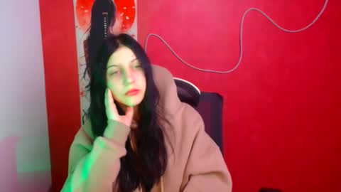 Emma online show from 11/22/25, 12:37