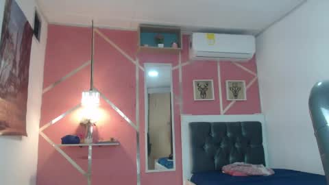 Emy online show from 02/25/25, 03:31