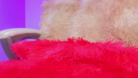 Emy online show from 01/25/25, 11:34