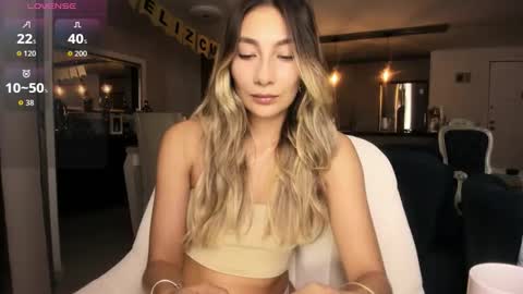 emyconneer online show from 02/27/26, 12:21