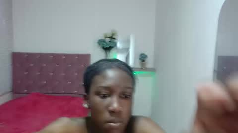 Snapshot of emyfuckhard chatting on 11/11/25, 12:27 emyfuckhard online show from 11/11/25, 12:27