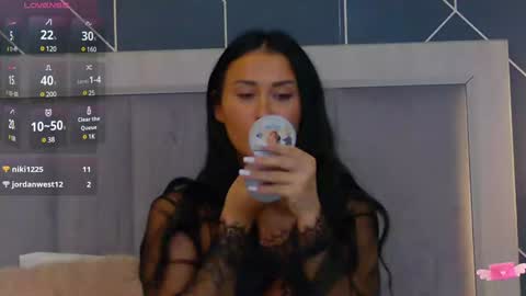  Emy  online show from 01/09/25, 09:59