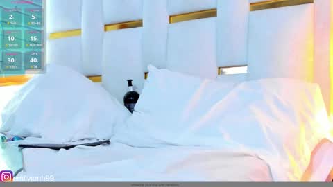 EMYLY  online show from 01/21/25, 06:33