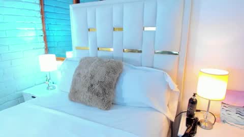 EMYLY  online show from 01/27/25, 10:27