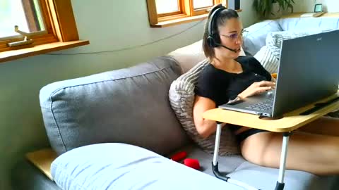 emyxxl online show from 07/09/26, 01:37