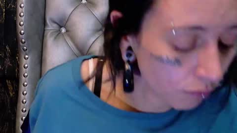 EnchantressQueen online show from 05/13/26, 12:35