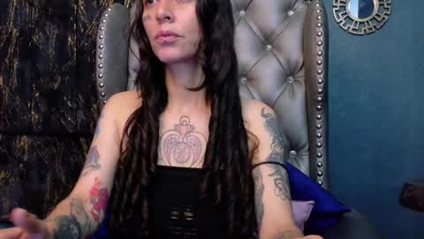 EnchantressQueen online show from 05/14/26, 12:23