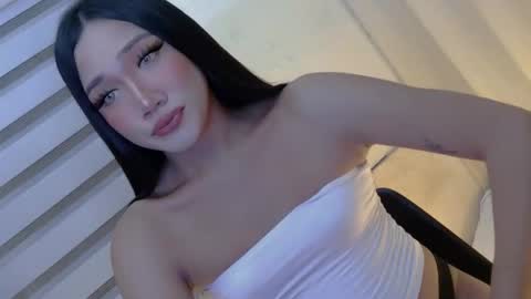 sahara love online show from 12/04/25, 11:41