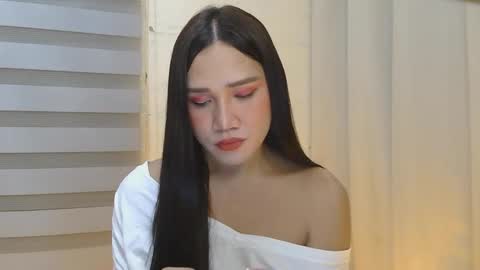 sahara love online show from 02/17/26, 10:45