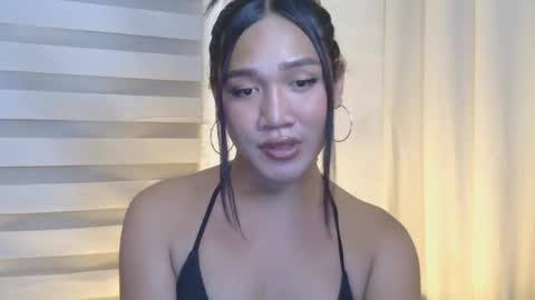 sahara love online show from 04/14/26, 12:33