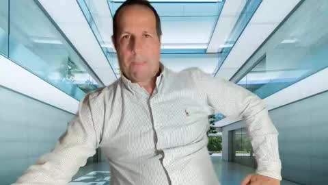 ENG SPA online show from 03/18/26, 07:28