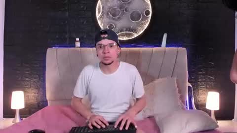 engel_and_diny online show from 07/05/26, 04:19