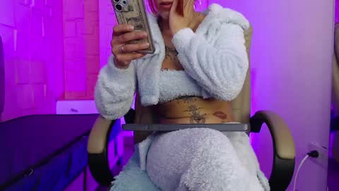 Engel online show from 04/01/26, 12:06