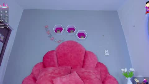  E N G E L  online show from 02/08/25, 10:40