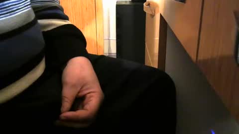 engin_83 online show from 04/05/26, 12:08