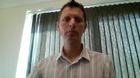 EnglishGuy183 online show from 06/16/26, 09:34