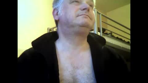 englishguysurrey online show from 01/09/25, 08:13