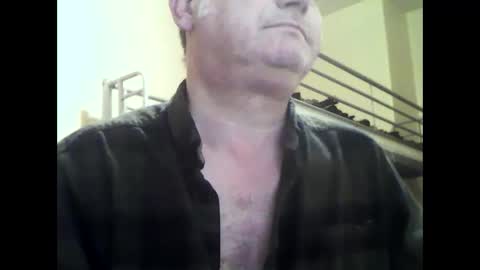 englishguysurrey online show from 02/06/25, 06:13