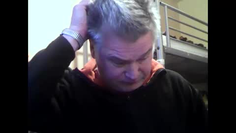 englishguysurrey online show from 10/29/25, 07:10