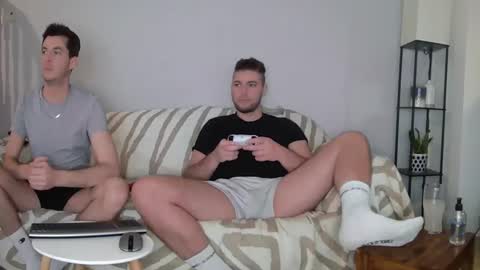 Snapshot of englishladxxx chatting on 01/05/25, 06:24 Englishladxxx online show from 01/05/25, 06:24