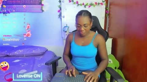 Snapshot of enith20 chatting on 11/11/25, 07:25 yice online show from 11/11/25, 07:25