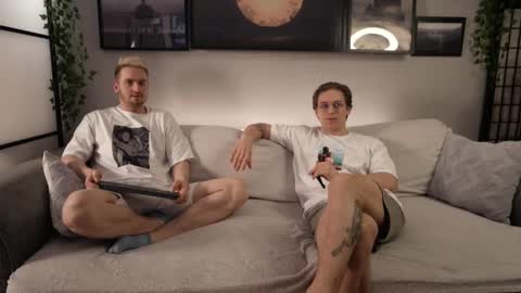 Johnny online show from 03/07/25, 04:22