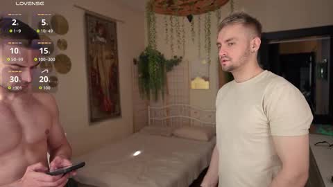 Snapshot of enjohnny chatting on 09/25/25, 09:46 Johnny online show from 09/25/25, 09:46