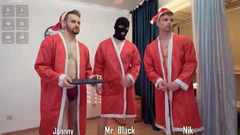 Snapshot of enjohnny chatting on 12/21/25, 02:57 Johnny online show from 12/21/25, 02:57