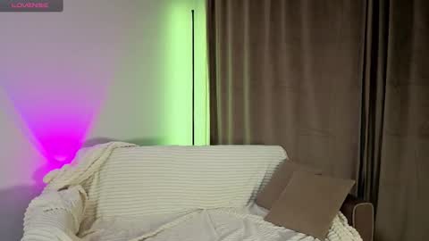 enjoyeverymoment_ online show from 09/26/25, 08:35