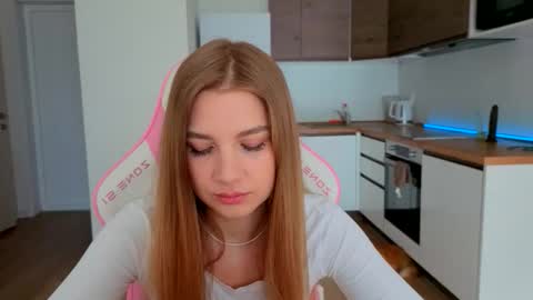 enjoyeverymoment_ online show from 03/15/26, 10:10