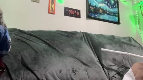 Luke online show from 09/18/25, 04:14