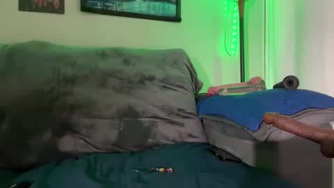 Luke online show from 09/20/25, 06:25