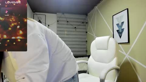 Enma clark online show from 12/22/25, 04:09